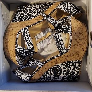 Size 9 call it springs